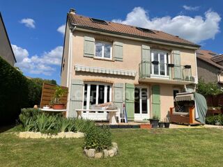  Maison  vendre 8 pices 190 m