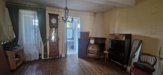  Immeuble  vendre 12 pices 320 m