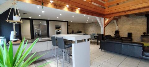   Neuville de Poitou - Secteur Bellefois - Maison 4 chambres (possibilité 5) + 1 studio indépendant à rénover de 34m2) Maison - 5 pièce(s) - 188 m²