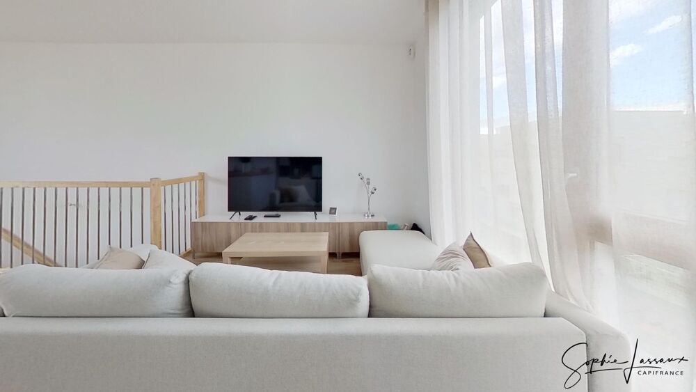 Cergy  Duplex T4 récent  Terrasse plein sud de 36 m²  3 chambres  2 parkings