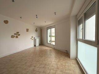  Duplex/triplex  vendre 4 pices 85 m