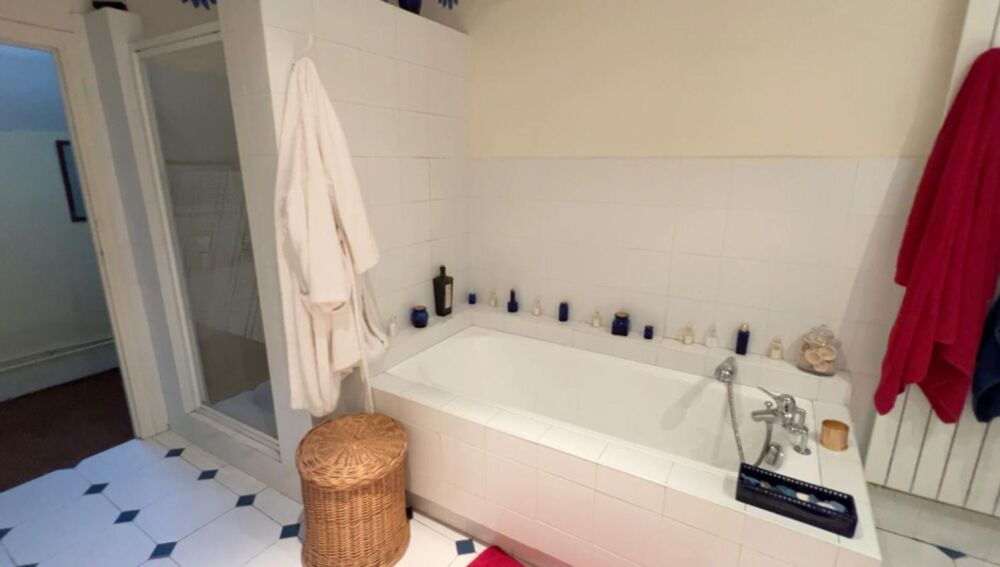 � vendre  Propri�t�/ch�teau Chaum (31440)