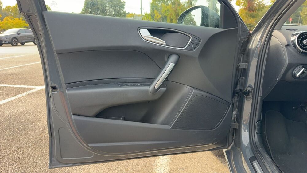 A1 1.0 TFSI 95 S-Tronic 7 S line 2018 occasion 06210 Mandelieu La Napoule