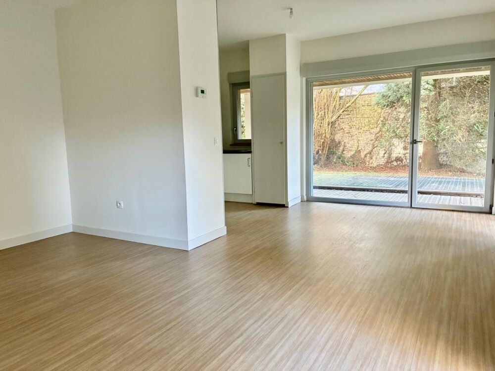 Vente Appartement T4 84 M² AVEC TERRASSE  PARKING COUVERT+ PARKING CLOS ET CAVE Croix