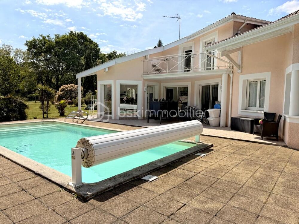 Belle maison familiale avec piscine, dépendance et grand terrain Saint-Vincent-de-Paul