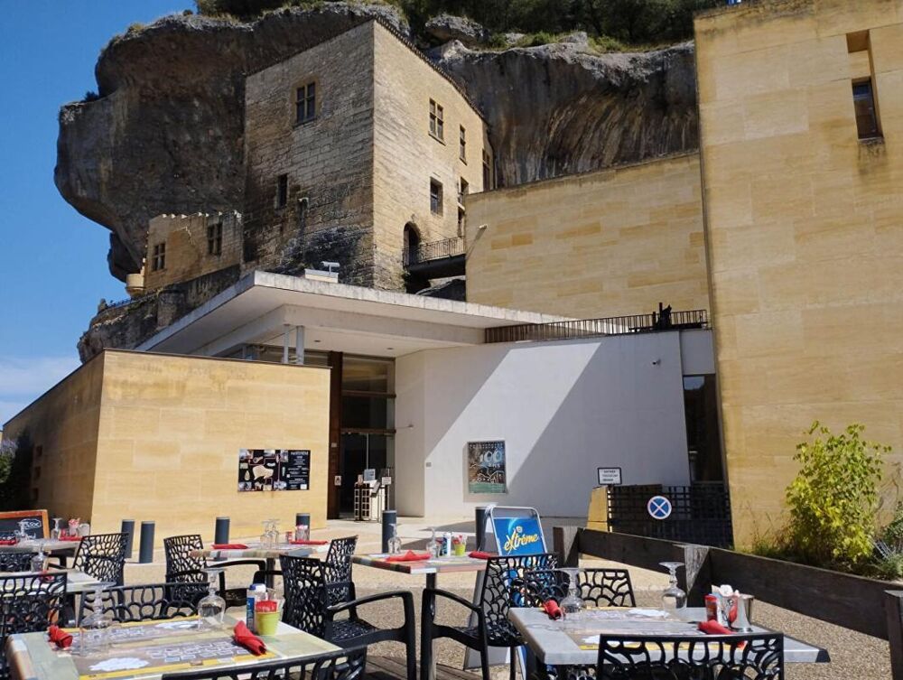   A vendre Fonds de Commerce de Bar Brasserie Restaurant situé dans la capitale mondiale de la Préhistoire 