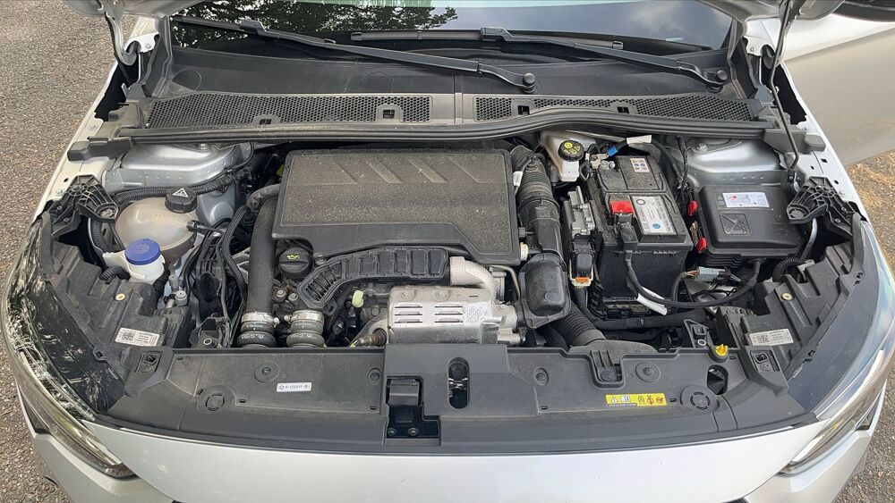 Corsa 1.2 Turbo 100 Elegance Business 2023 occasion 31340 Villemur Sur Tarn