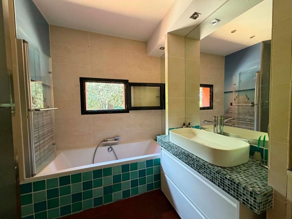 à vendre  Villa Saint-Maximin-la-Sainte-Baume (83470)