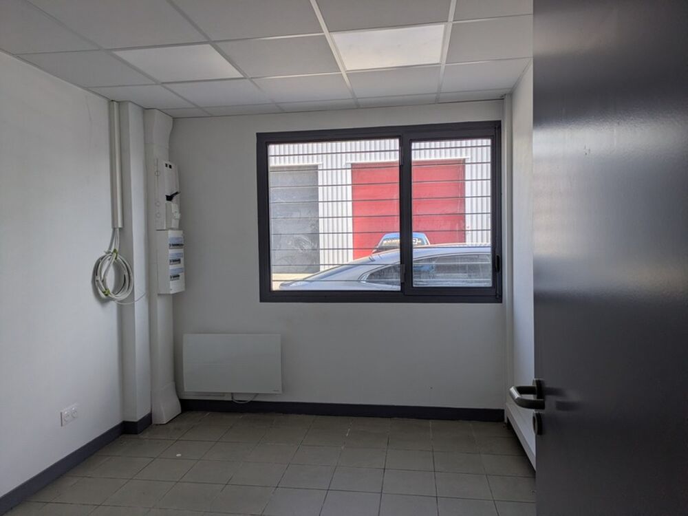   Local/bureau à louer CHAMBERY (73) 242 m² Chambery