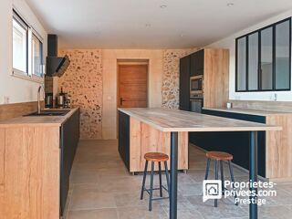  Propri�t�/ch�teau � vendre 7 pi�ces 214 m�