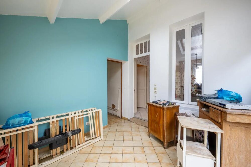 Maison ancienne 5 pièces avec grand terrain loué