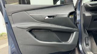 5008 II 1.6 PureTech 180 EAT8 Allure - 7 places Automatique 2018 occasion 78800 Houilles