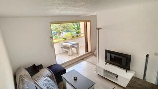 Location Appartement 2 pièces 25 m2 Location à l'année meublé Sainte maxime