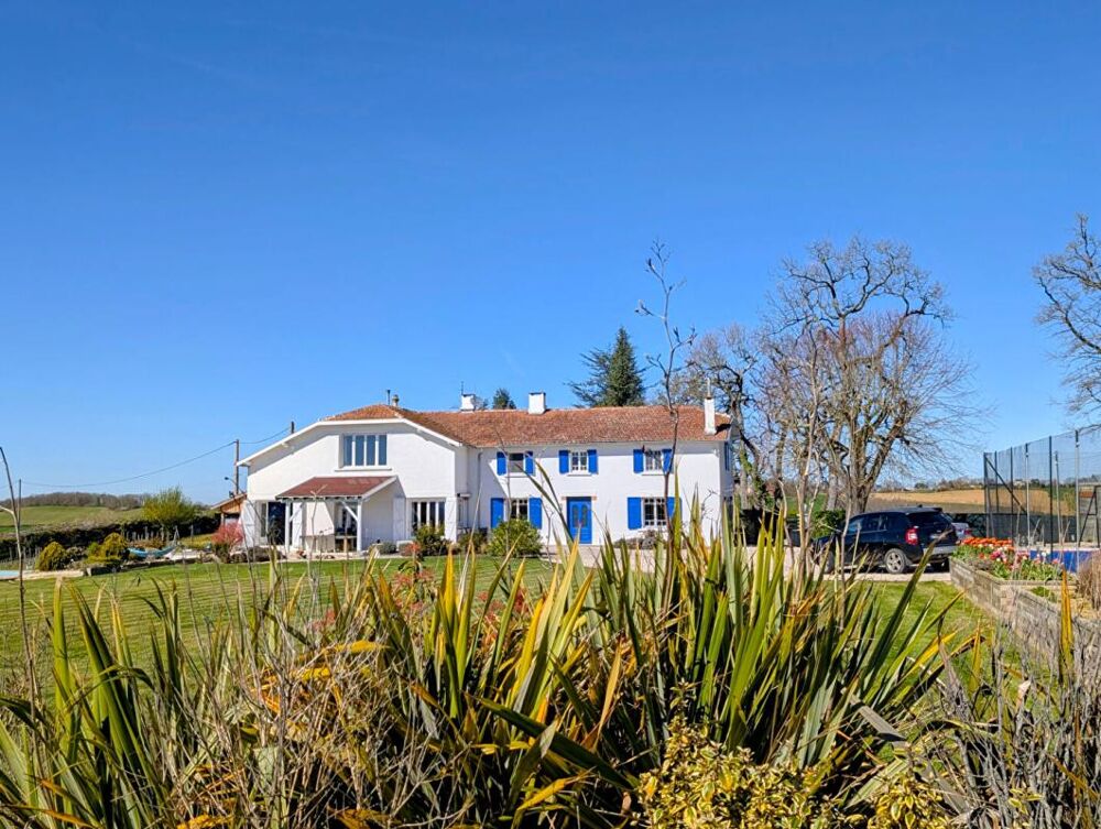 Vente Propriété/Château Demeure de prestige 418 m2 avec 7 chambres, piscine, tennis sur 1 hectare Montoussin
