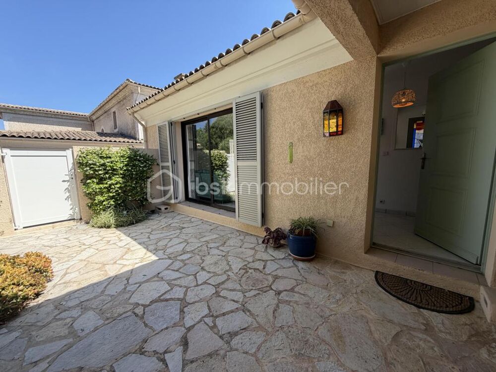 HAUT DE VAUGRENIER / VILLA PATIO / 2 PARKINGS