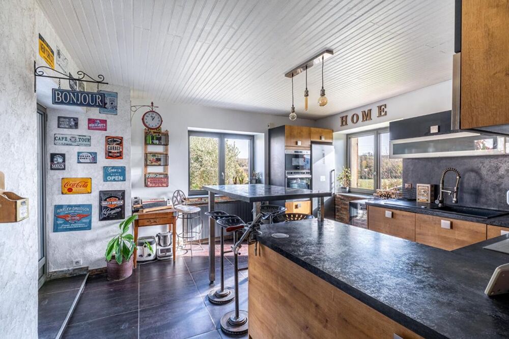 � vendre  Maison Massieux (01600)