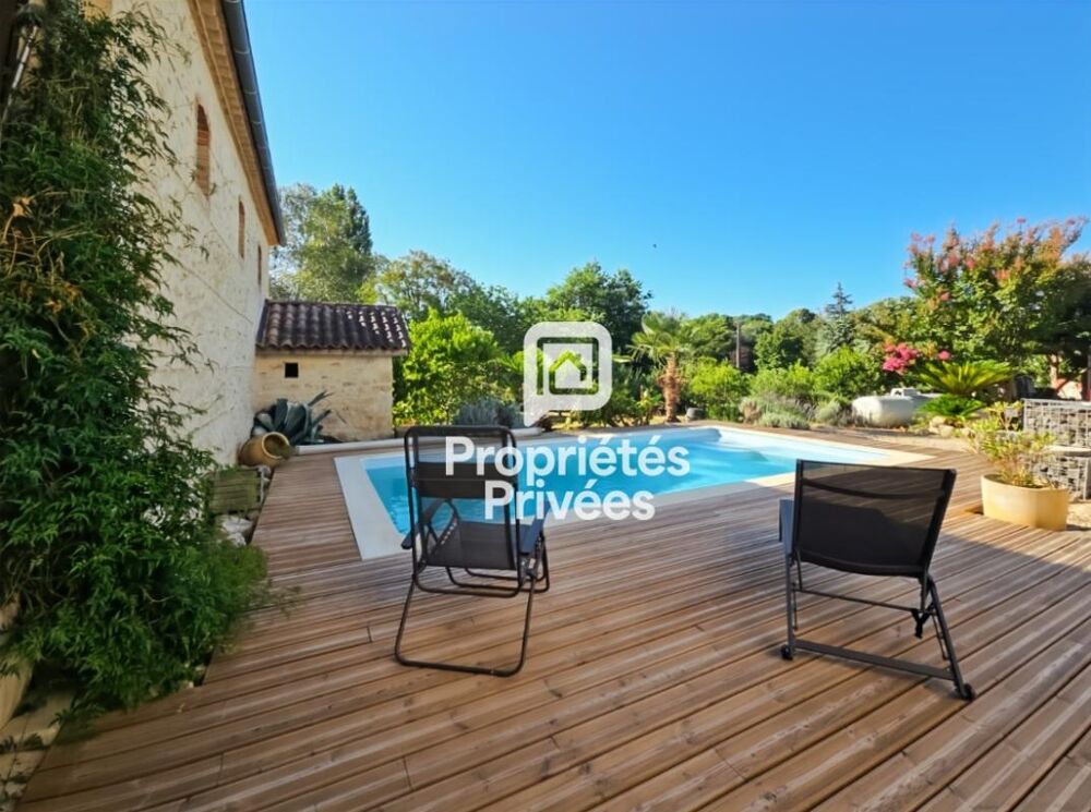 Maison en pierre de 185 m² avec piscine, dépendance et parc arboré à 10 min de Marmande