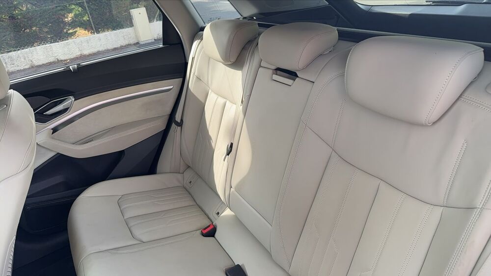 E-TRON Q8 55 Quattro 85 kWh 408 Avus Extended - Entretien construct 2019 occasion 69360 Chassieu