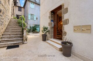 Vente Immeuble BEAULIEU-SUR-DORDOGNE – IMMEUBLE DE RAPPORT DU XVIIe SIÈCLE AU CŒUR D'UN DES PLUS BEAUX VILLAGE DE FRANCE Beaulieu sur dordogne