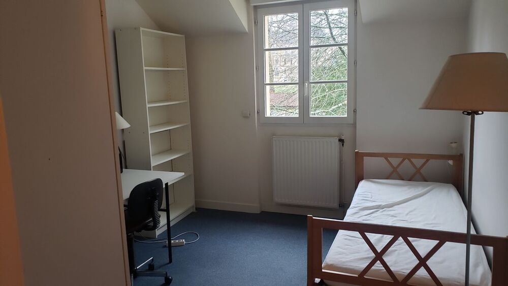 Location Appartement Chambre de 14m2 à louer sur Versailles Versailles