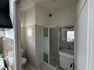  Appartement à louer 1 pièce 40 m²