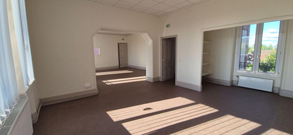  vendre  Proprit/chteau Crpy-en-Valois (60800)