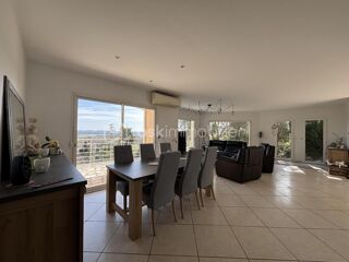  Maison � vendre 8 pi�ces 219 m�