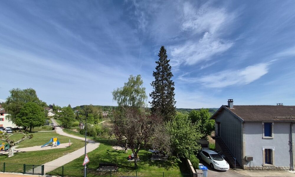 Maison à vendre 7 pièces CLAIRVAUX LES LACS (39)