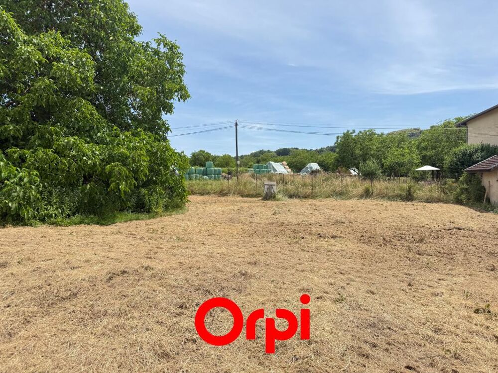 Vente Terrain Dans le quartier du Mathais – Beau terrain plat de 712 m² Saint etienne de saint geoirs