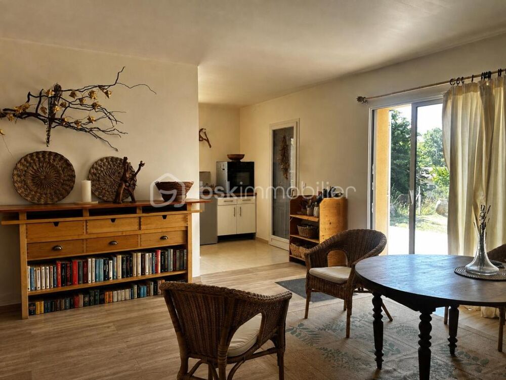 MAISON DE PLAIN-PIED  TERRAIN DE 880 M²