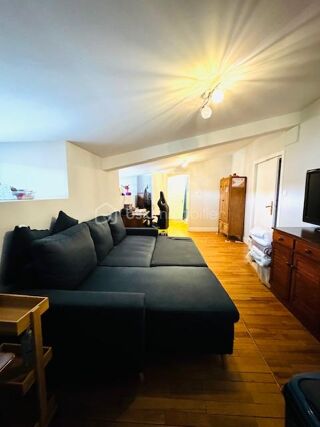  Maison  vendre 8 pices 136 m