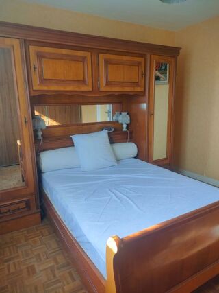  Appartement à louer 3 pièces 75 m²