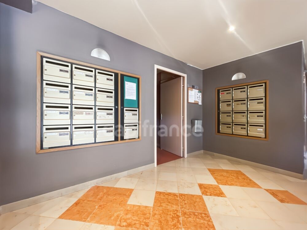 Villa du Parc  T1 bis avec jardin privatif et Piscine