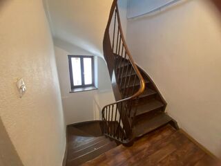  Immeuble à vendre 12 pièces 350 m²