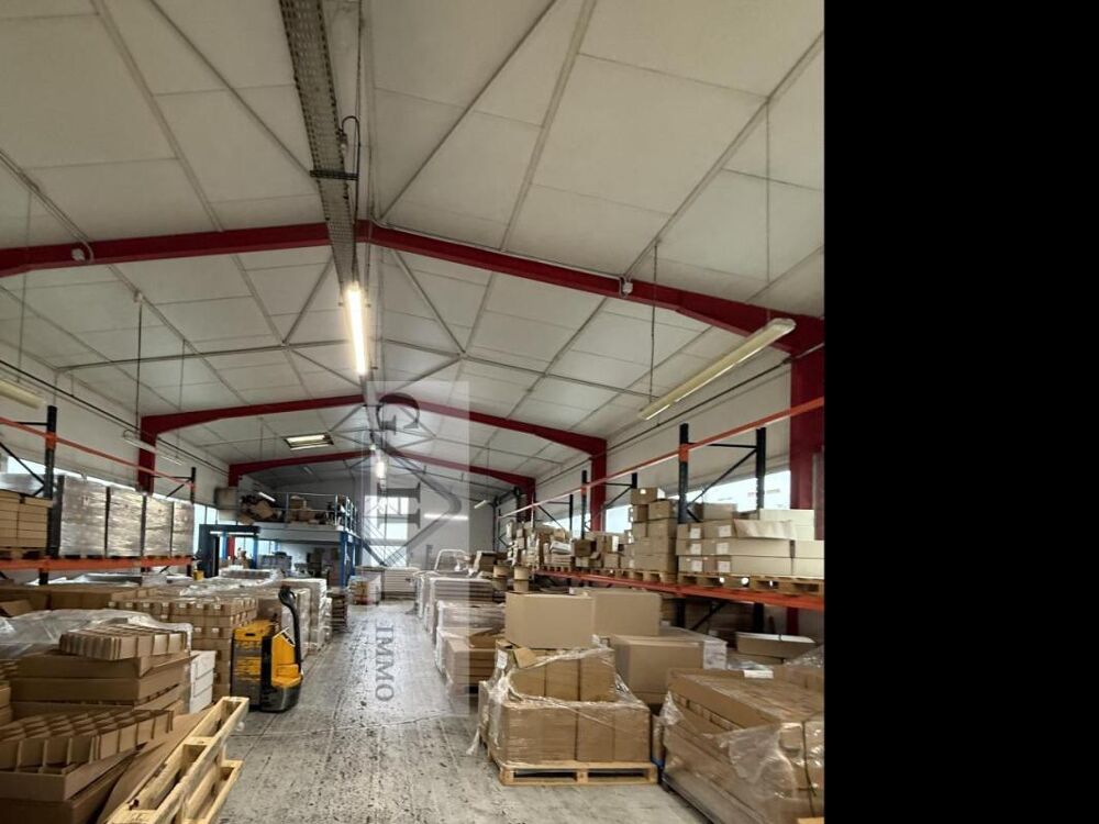   Local d'activités 1130M2 à Vendre ARGENTEUIL 