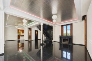  Maison à vendre 6 pièces 365 m²