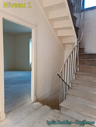  Maison à vendre 11 pièces 281 m²