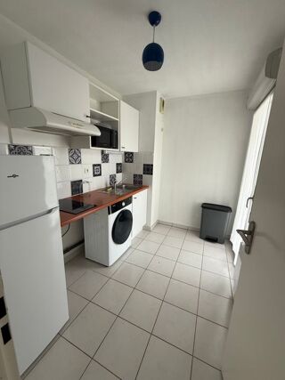  Appartement à louer 2 pièces 43 m²