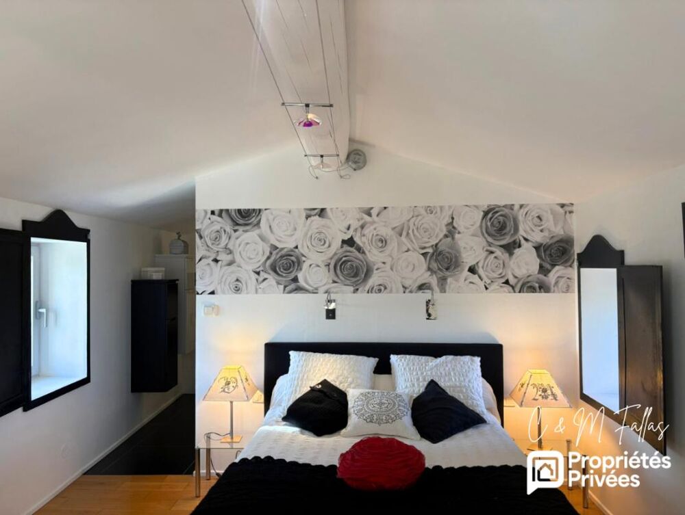 à vendre  Propriété/château Visan (84820)
