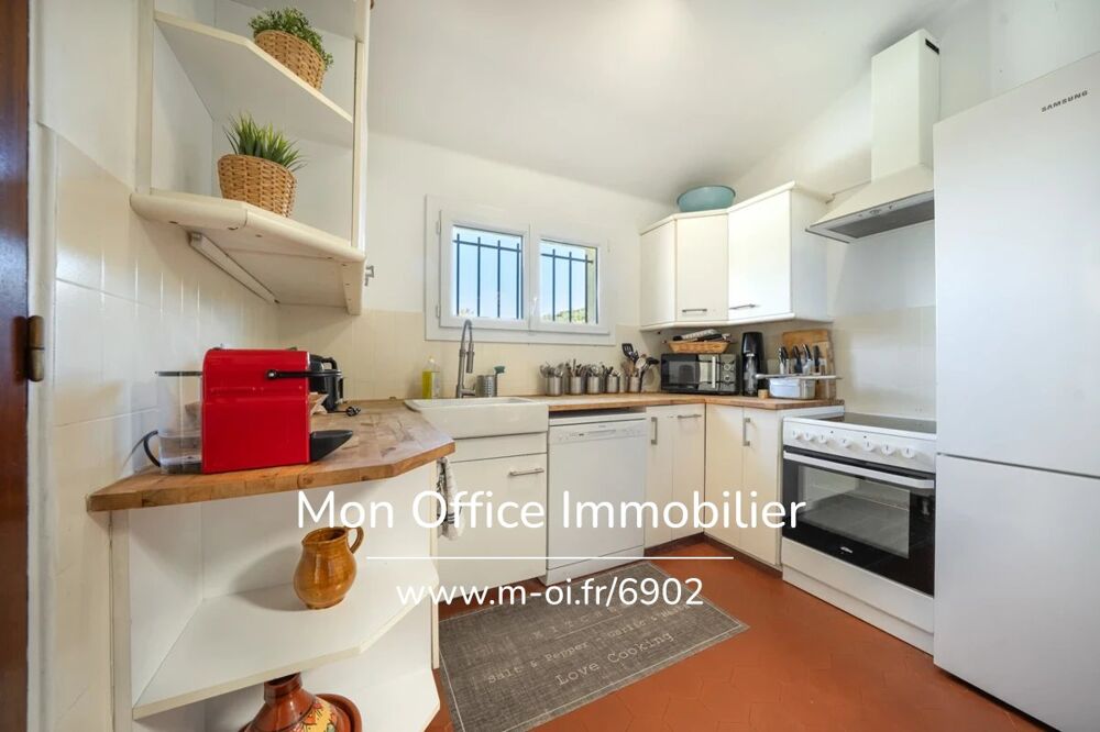 à vendre  Villa Bormes-les-Mimosas (83230)