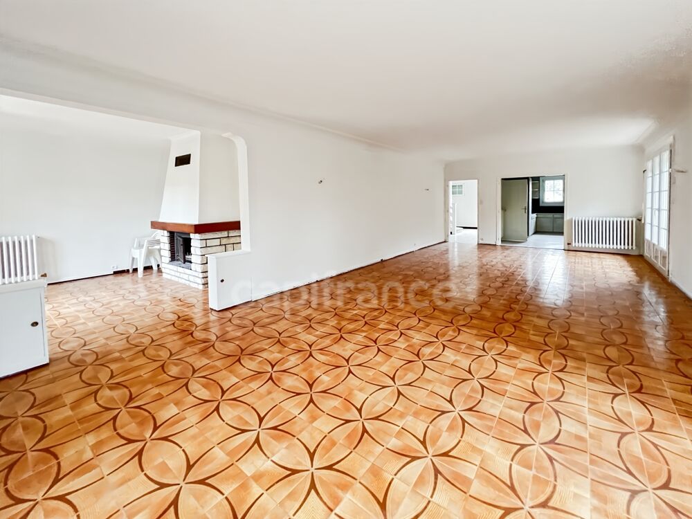 À VENDRE - CUCQ - MAISON INDIVIDUELLE SEMI PLAIN-PIED 142 M2 - 6 PIÈCES - SOUS SOL - JARDIN CLOS