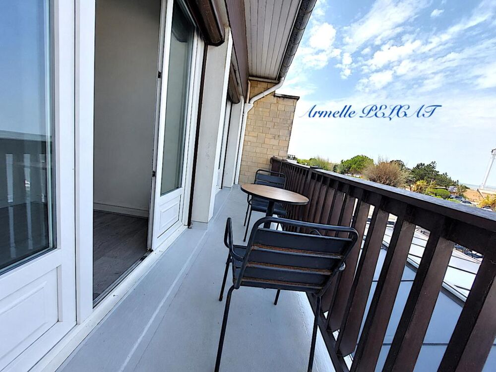 Vente Appartement Appartement à vendre 2 pièces MERVILLE FRANCEVILLE PLAGE (CALVADOS) VUE MER PANORAMIQUE 249 500€ Merville franceville plage