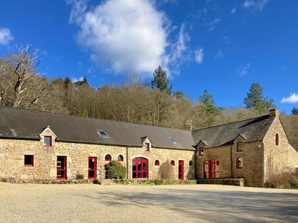 Vente Maison Ensemble de bâtisses en pierre:  VENTE A TERME LIBRE Le faouet