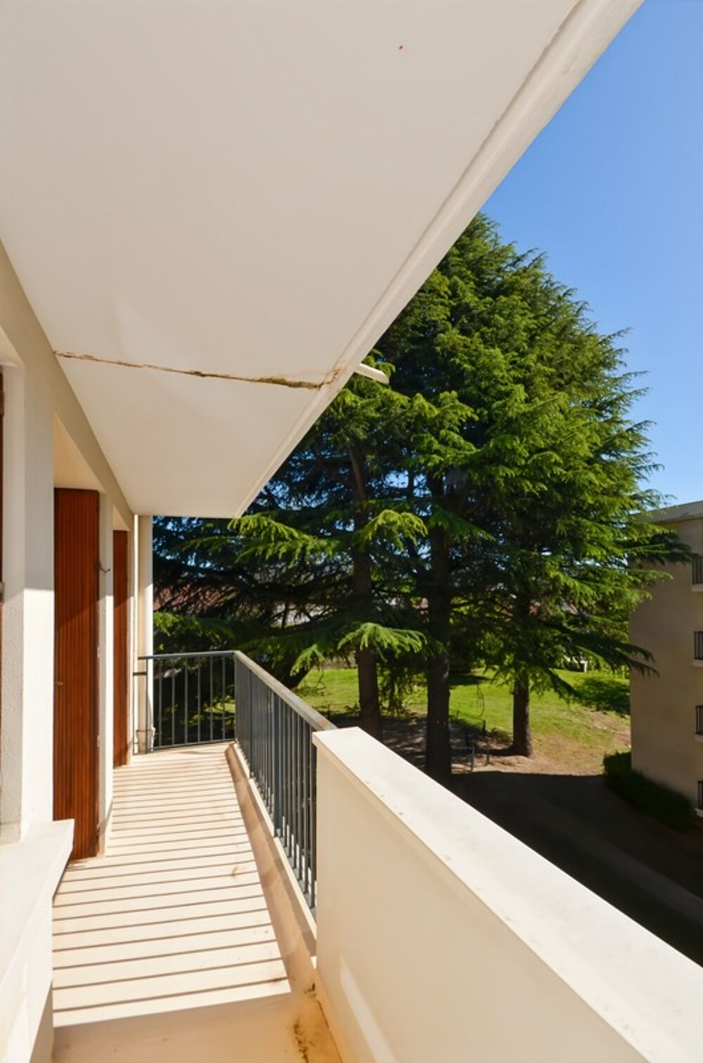 Vente Appartement FRESNES - 3 PIECES - 61,38 m² - BALCON, CAVE ET BOX - RESIDENCE EN PIERRE DE TAILLE Fresnes