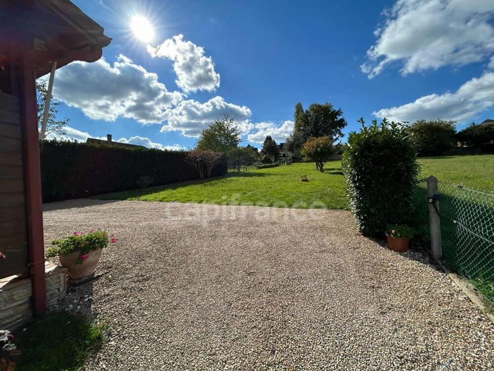 Maison à vendre 6 pièces EXCIDEUIL (24) 5 chambres sur 1700m² de terrain