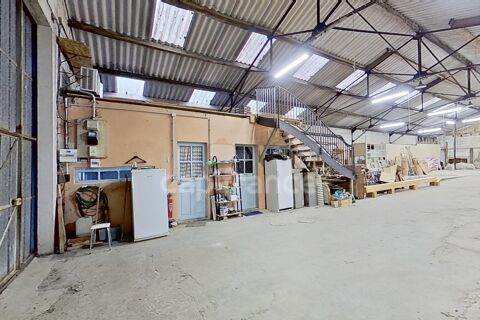   À LOUER – LOCAL PROFESSIONNEL D'ENVIRON 420 m² À CARHAIX-PLOUGUER 