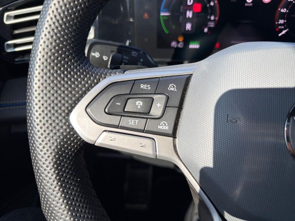 Tiguan 1.5 eHybrid 272ch DSG6 R-Line Exclusive 2025 occasion 31100 Toulouse