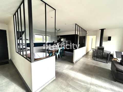   Maison Maison - 5 pi�ce(s) - 137 m�