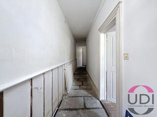  Immeuble  vendre 4 pices 110 m