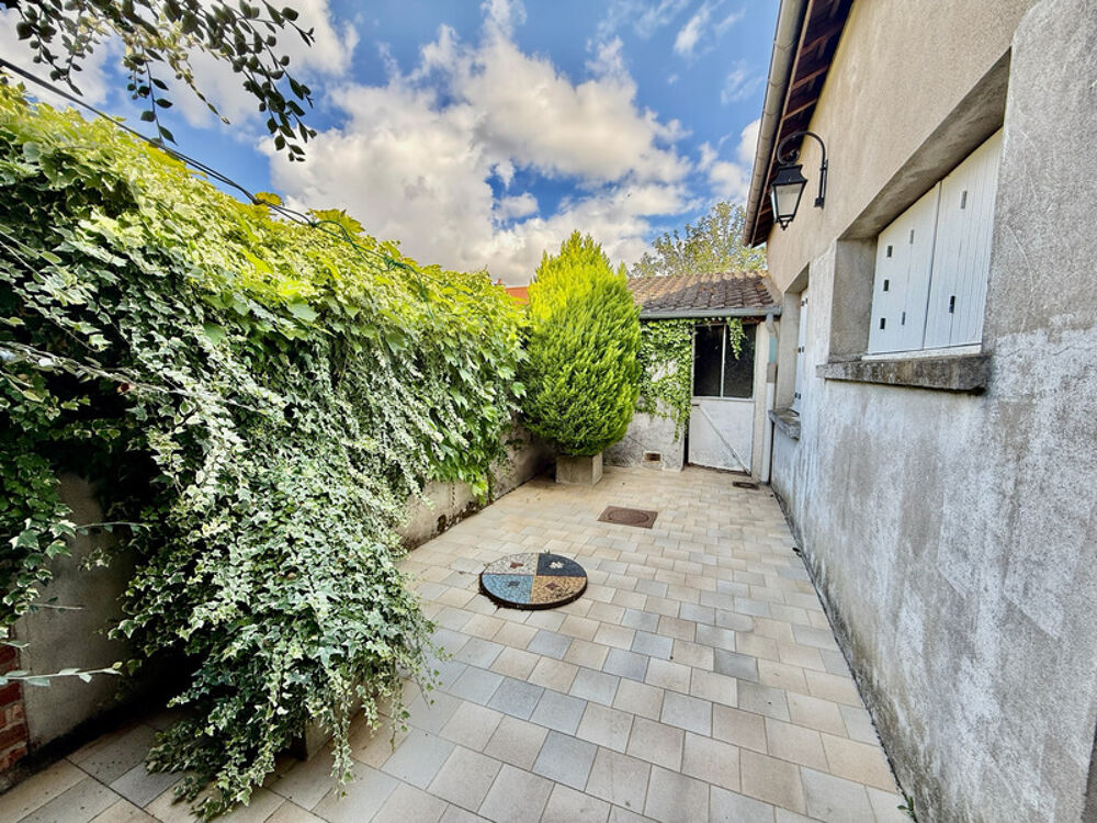 Vente Maison Maison à vendre 10 pièces VARENNES VAUZELLES (58) Varennes vauzelles